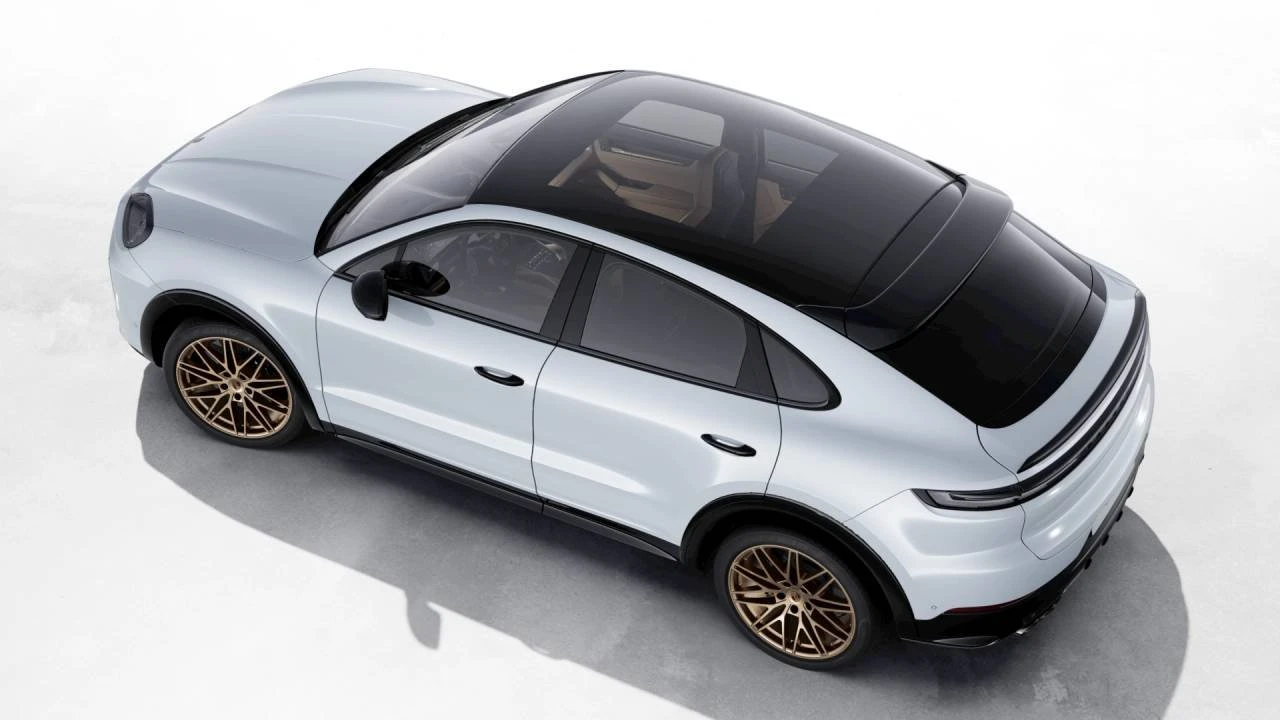 2026 Porsche 9Y0/9Y3 Cayenne GTS - Image 4 of 10