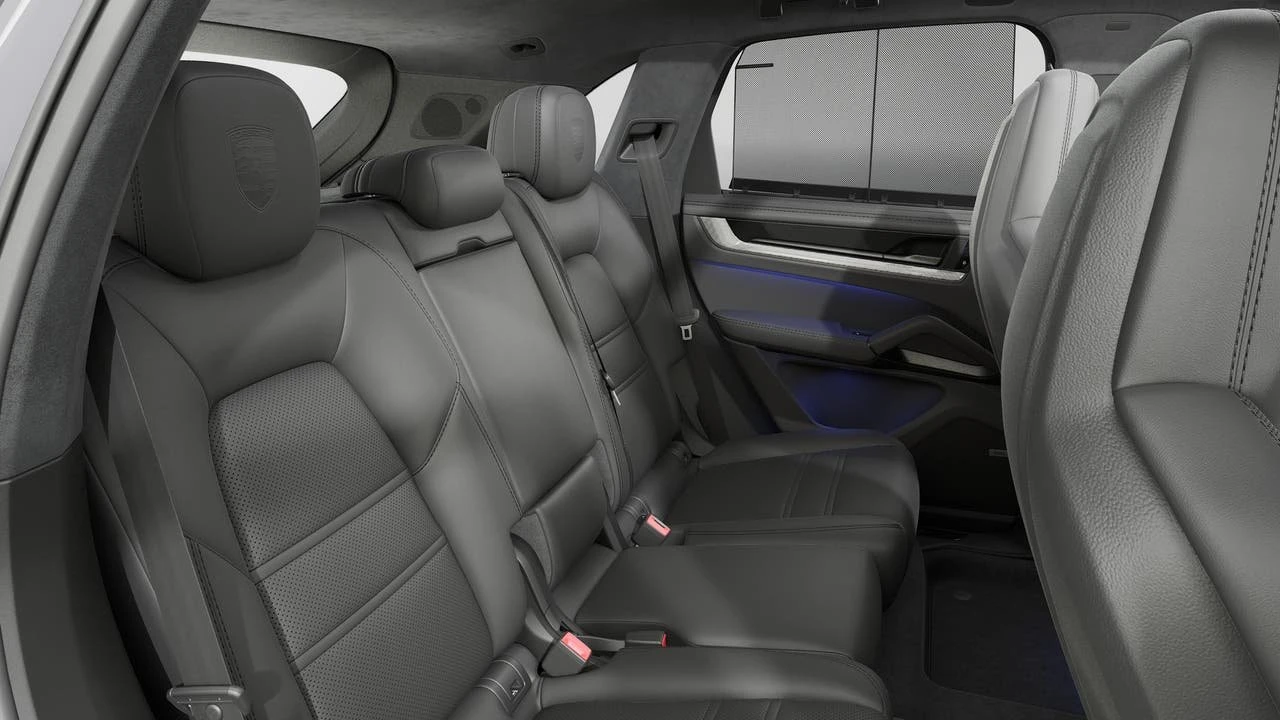 2026 Porsche 9Y0/9Y3 Cayenne GTS - Image 13 of 14