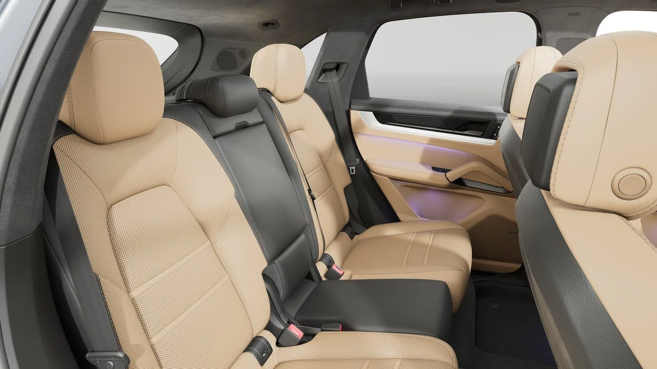 2026 Porsche 9Y0/9Y3 Cayenne GTS - Image 13 of 14