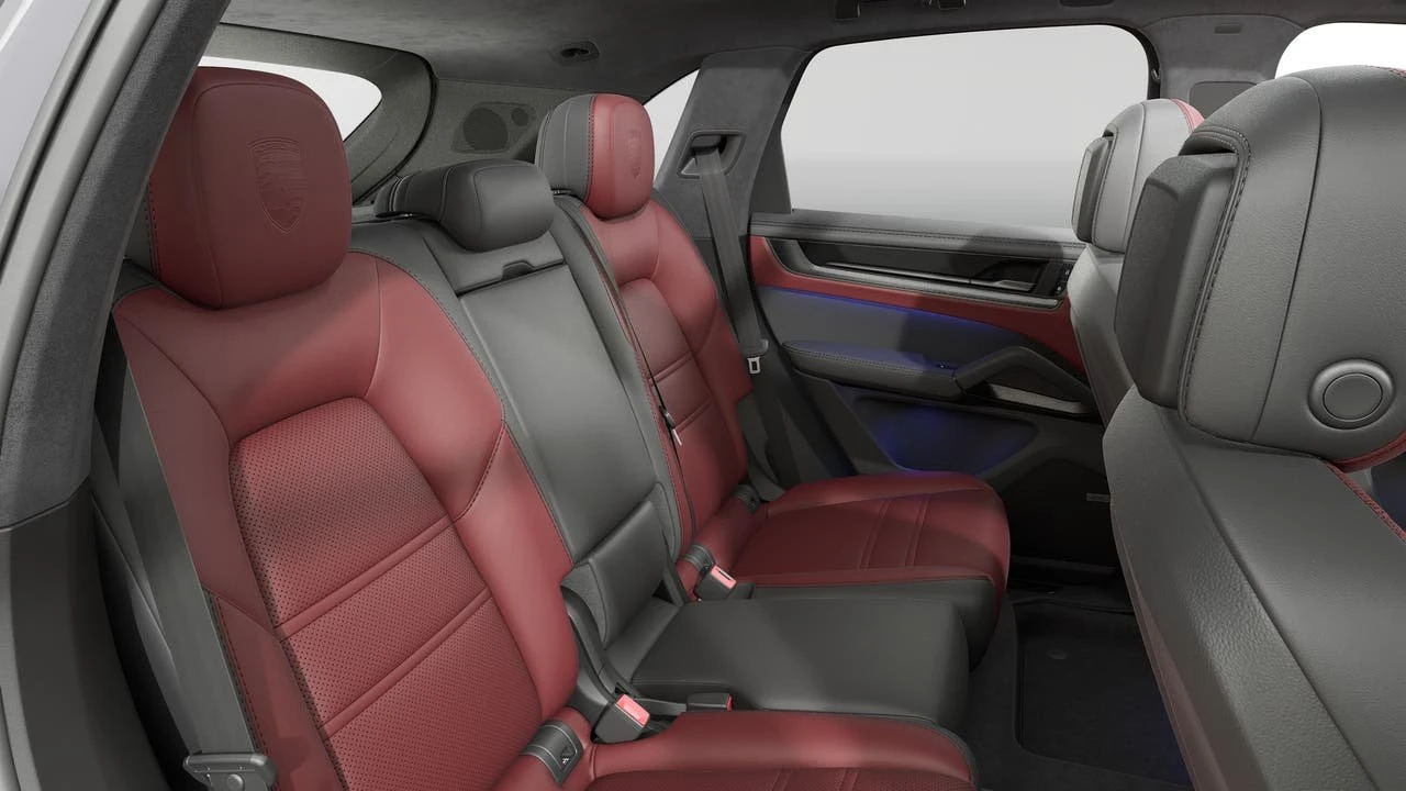 2026 Porsche 9Y0/9Y3 Cayenne GTS - Image 13 of 14