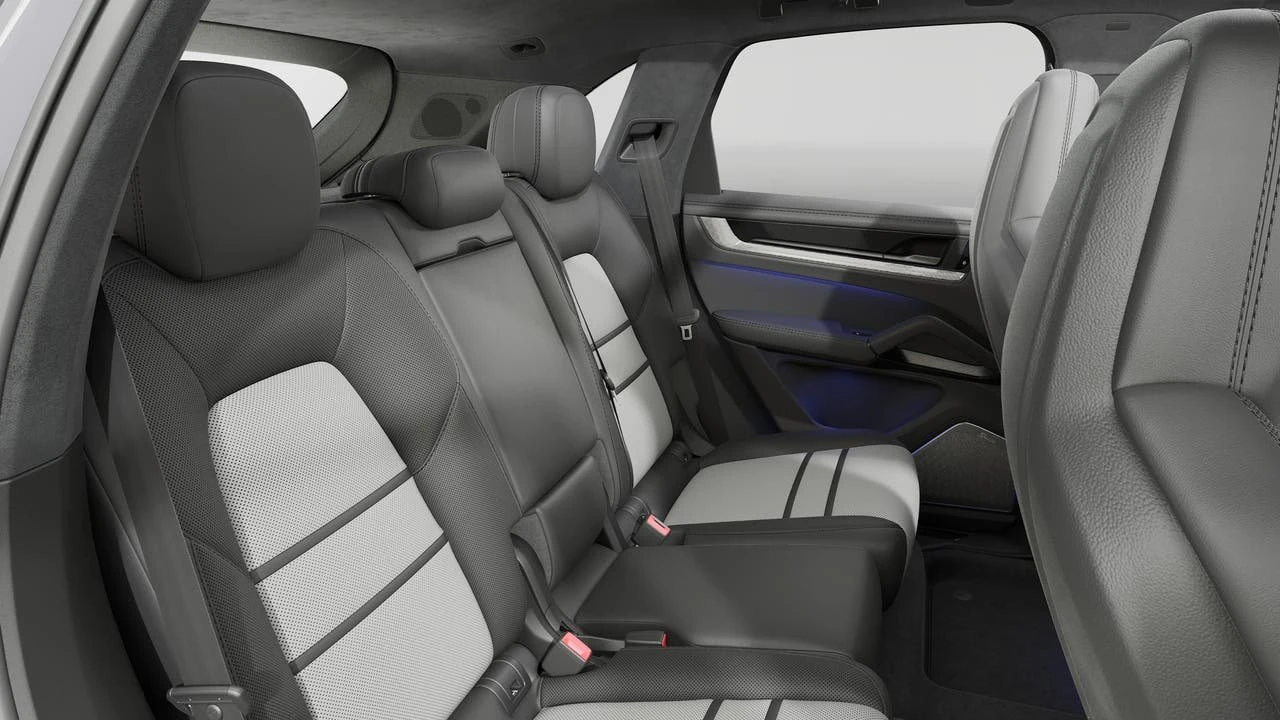 2026 Porsche 9Y0/9Y3 Cayenne GTS - Image 13 of 14