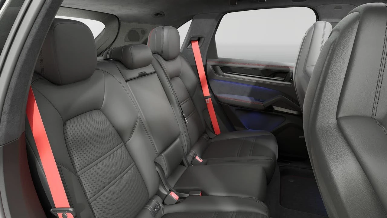 2026 Porsche 9Y0/9Y3 Cayenne GTS - Image 13 of 14