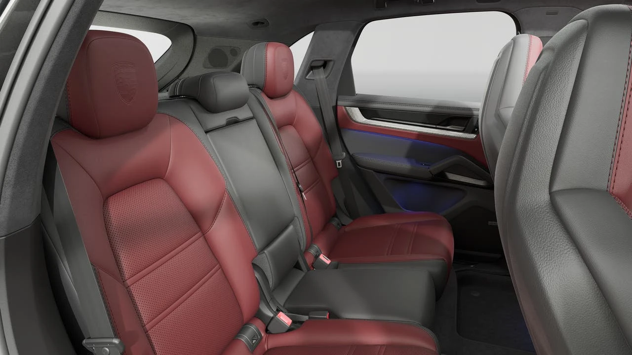 2026 Porsche 9Y0/9Y3 Cayenne GTS - Image 13 of 14