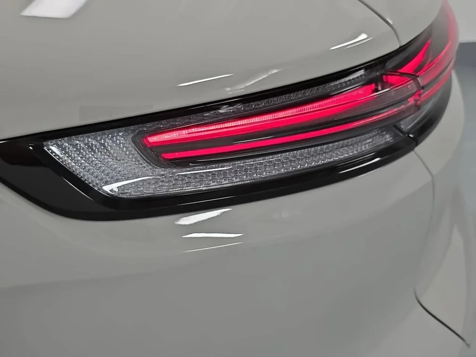 2026 Porsche 9Y0/9Y3 Cayenne GTS - Image 30 of 31