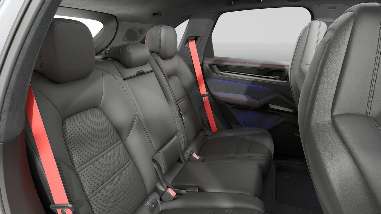 2026 Porsche 9Y0/9Y3 Cayenne GTS - Image 13 of 14