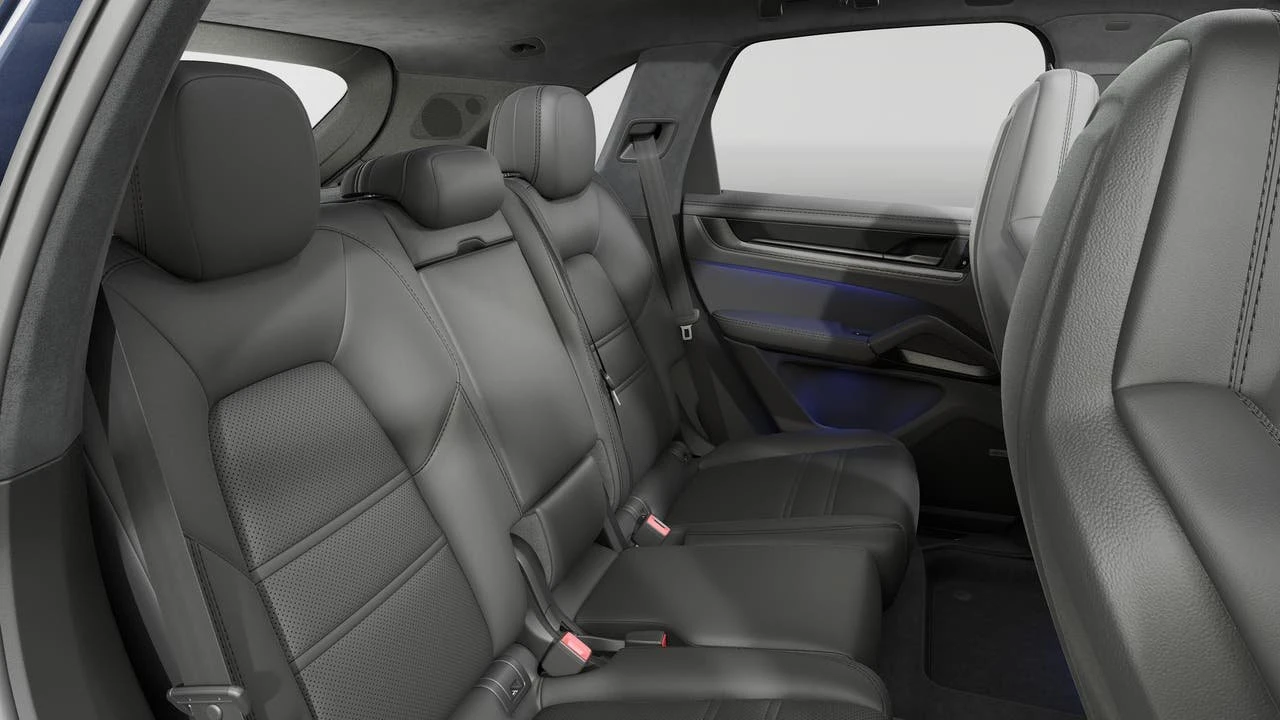 2026 Porsche 9Y0/9Y3 Cayenne GTS - Image 13 of 14
