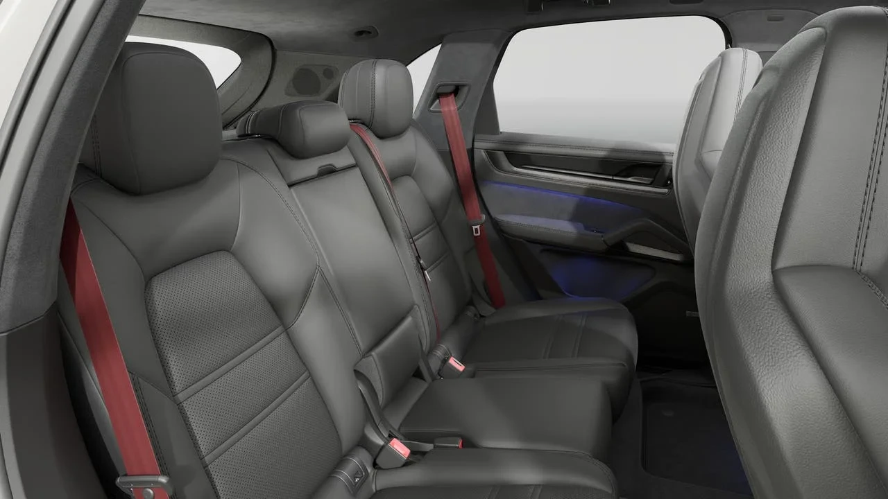 2026 Porsche 9Y0/9Y3 Cayenne GTS - Image 13 of 14