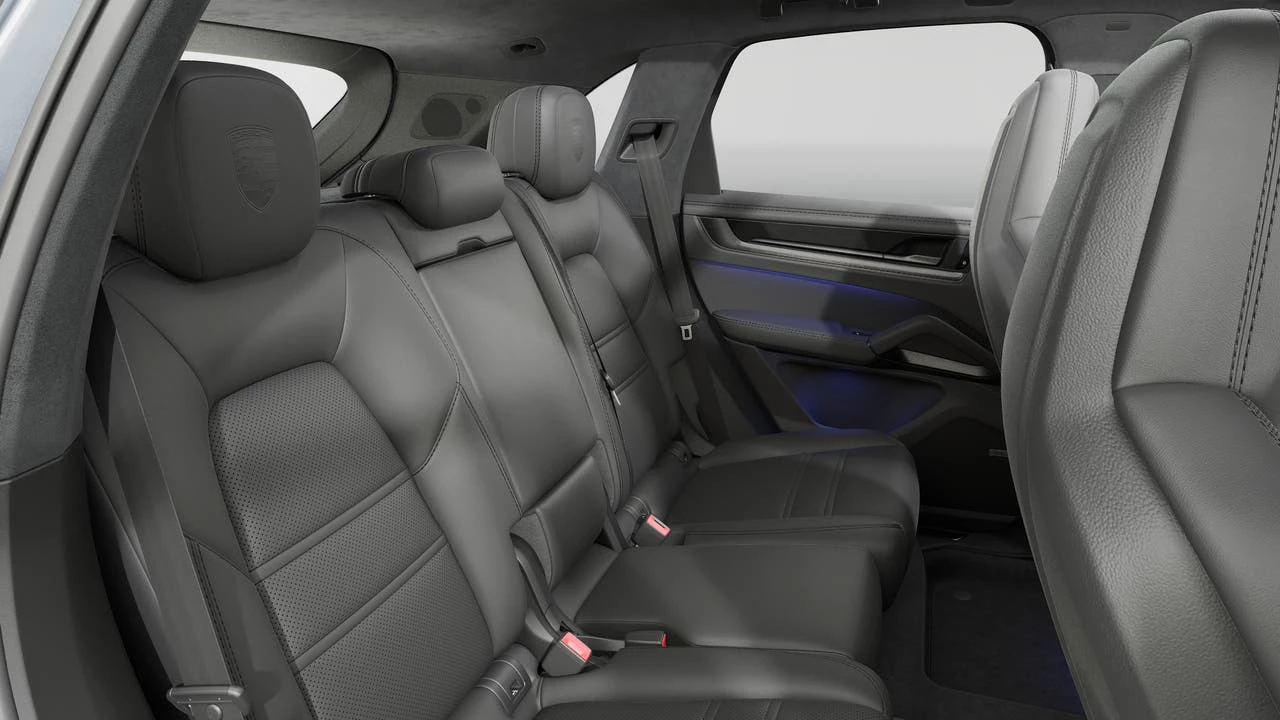 2026 Porsche 9Y0/9Y3 Cayenne GTS - Image 13 of 14