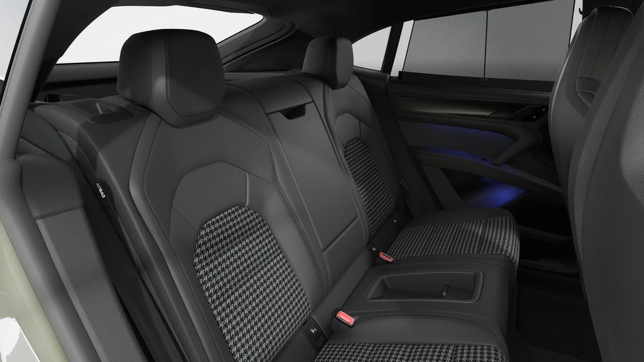 2026 Porsche 9Y0/9Y3 Cayenne Coupe - Image 13 of 14
