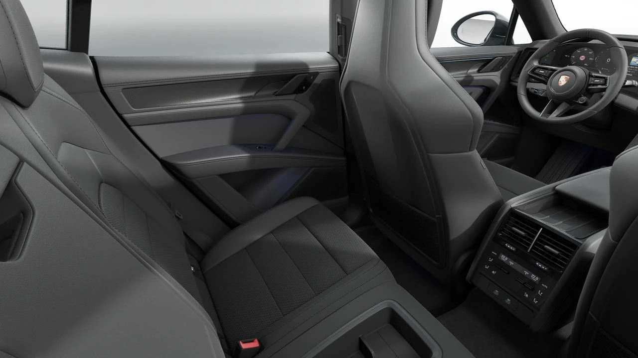 2026 Porsche 9Y0/9Y3 Cayenne Coupe - Image 14 of 14