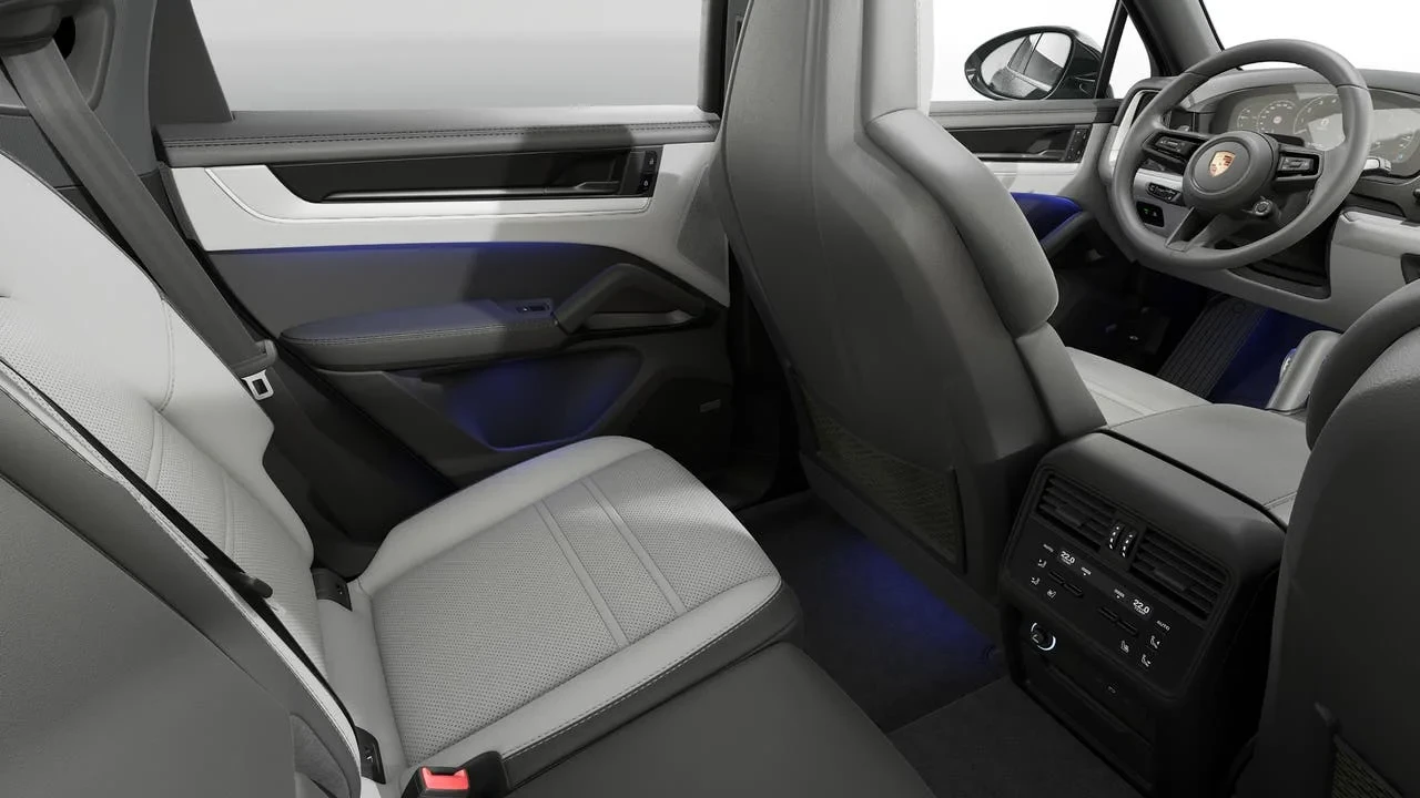2026 Porsche 9Y0/9Y3 Cayenne Coupe - Image 14 of 14
