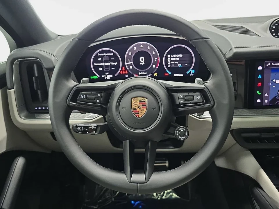 2026 Porsche 9Y0/9Y3 Cayenne S - Image 13 of 31