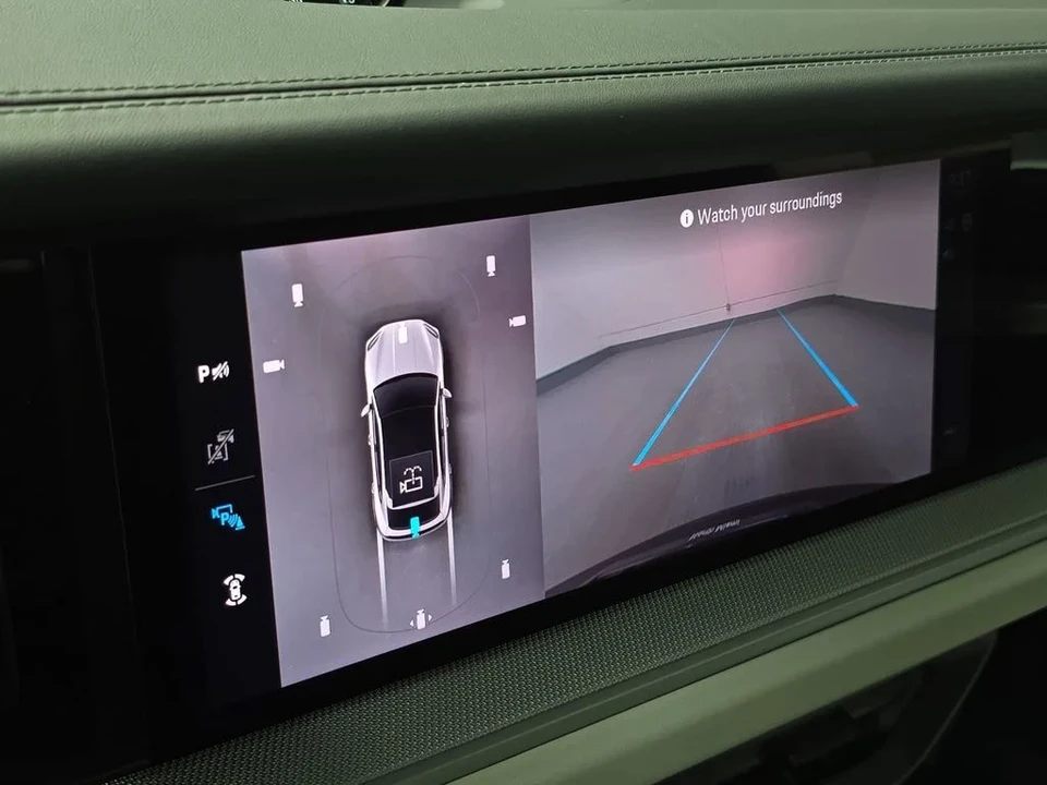 2026 Porsche 9Y0/9Y3 Cayenne S - Image 18 of 31
