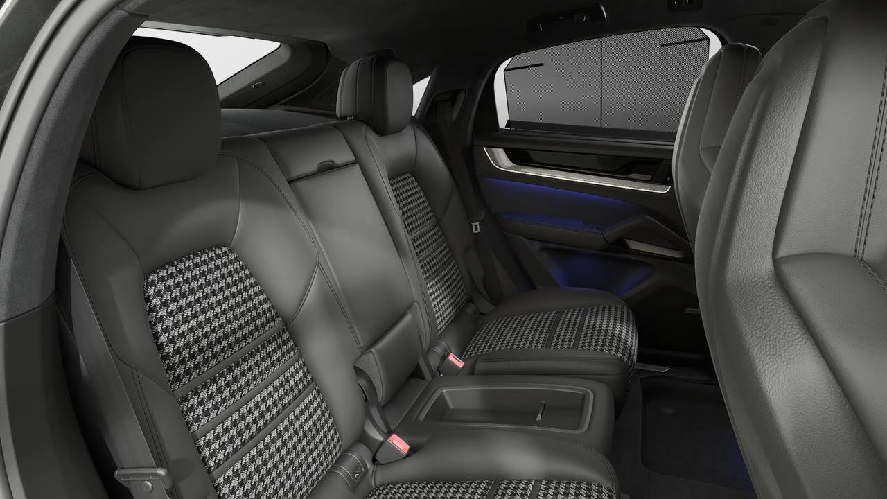 2026 Porsche 9Y0/9Y3 Cayenne Coupe - Image 13 of 14