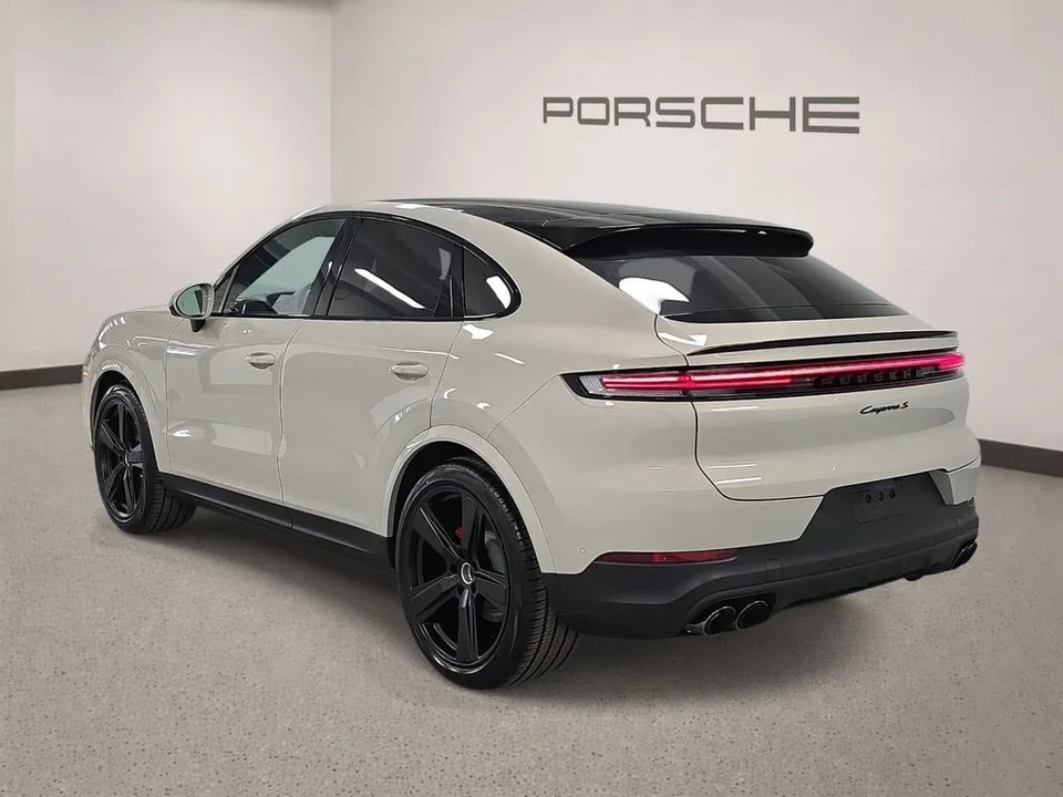 2026 Porsche 9Y0/9Y3 Cayenne S - Image 3 of 31