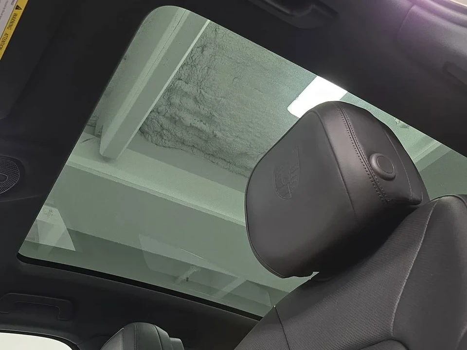 2026 Porsche 9Y0/9Y3 Cayenne S - Image 26 of 31