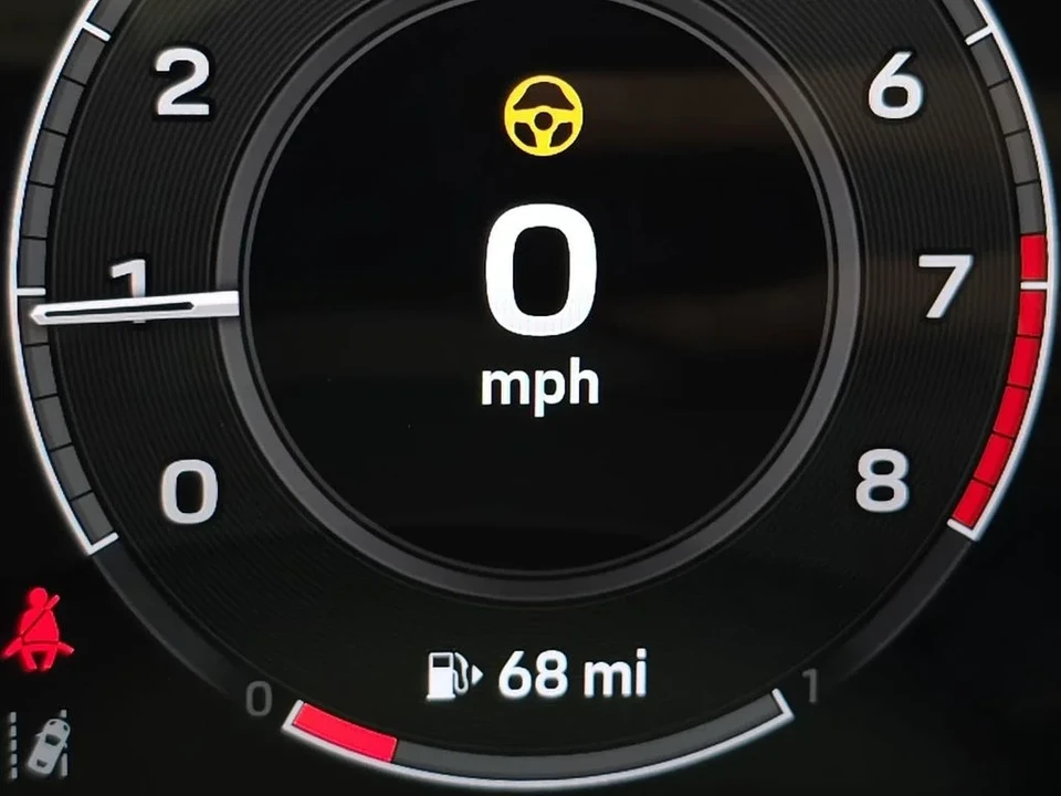 2026 Porsche 9Y0/9Y3 Cayenne S - Image 14 of 31