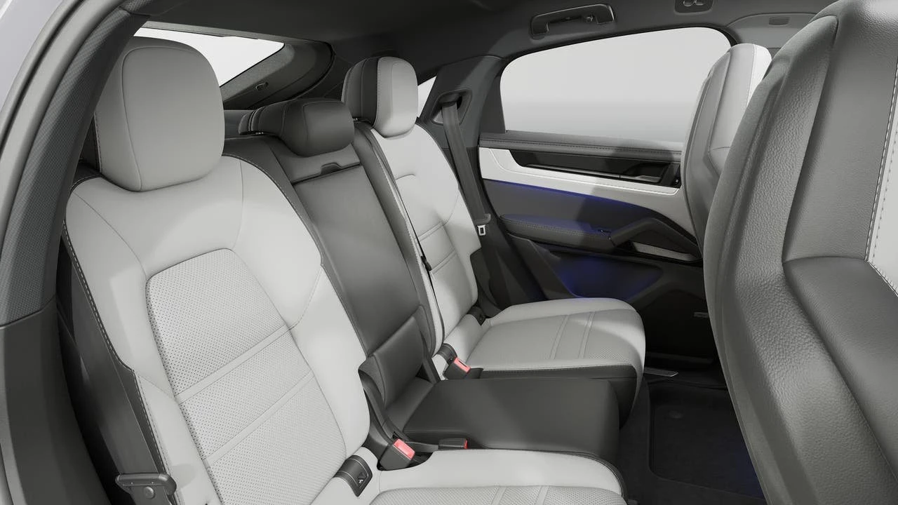 2026 Porsche 9Y0/9Y3 Cayenne Coupe - Image 13 of 14