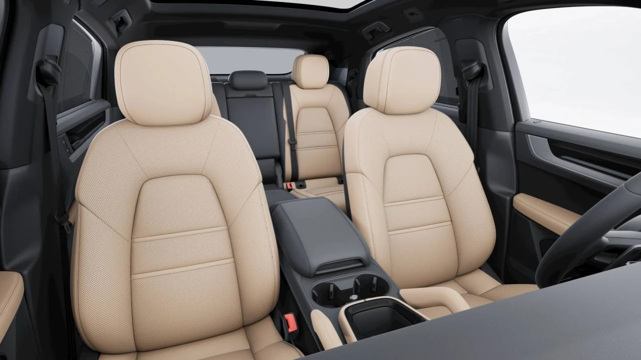 2026 Porsche 9Y0/9Y3 Cayenne Coupe - Image 10 of 10