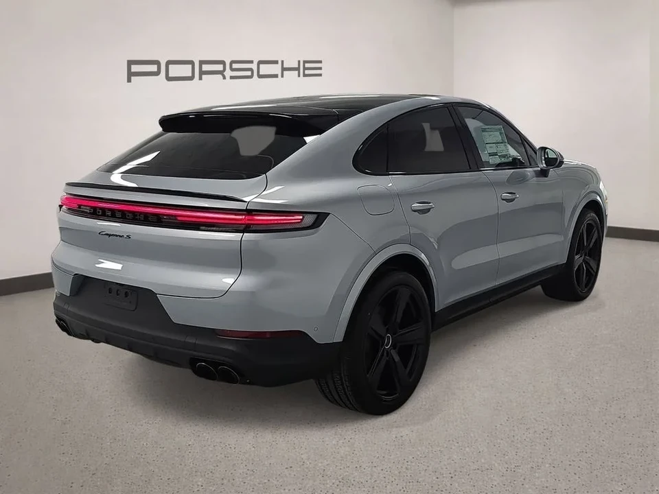 2026 Porsche 9Y0/9Y3 Cayenne S - Image 7 of 31