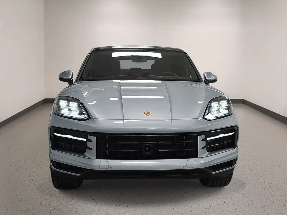 2026 Porsche 9Y0/9Y3 Cayenne S - Image 9 of 31