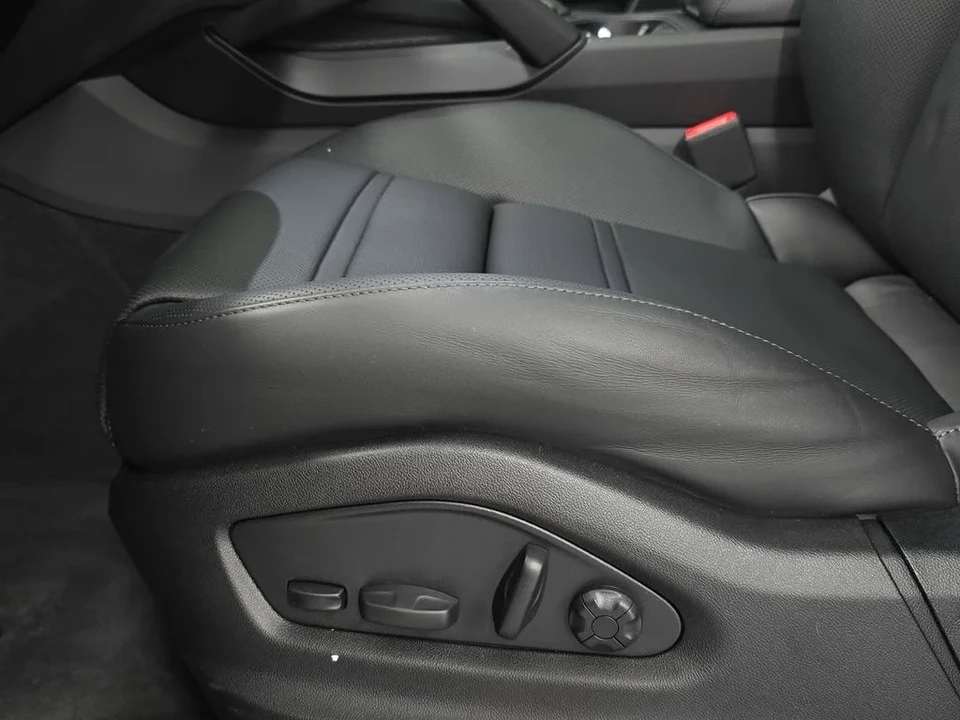 2026 Porsche 9Y0/9Y3 Cayenne S - Image 25 of 31