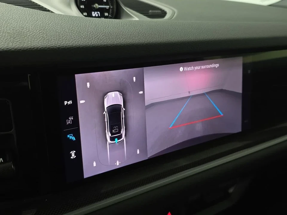 2026 Porsche 9Y0/9Y3 Cayenne S - Image 18 of 31