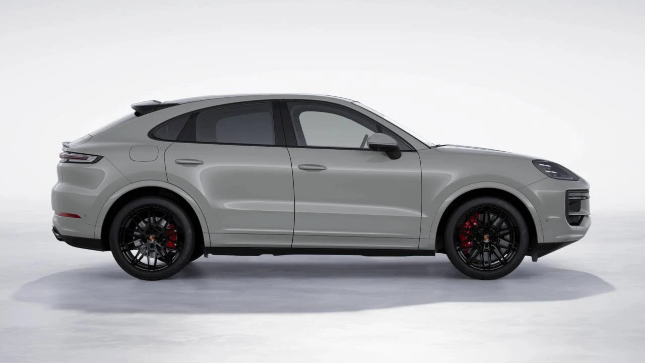 2026 Porsche 9Y0/9Y3 Cayenne S - Image 6 of 10