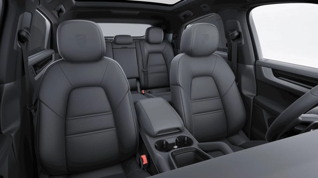 2026 Porsche 9Y0/9Y3 Cayenne Coupe - Image 10 of 10