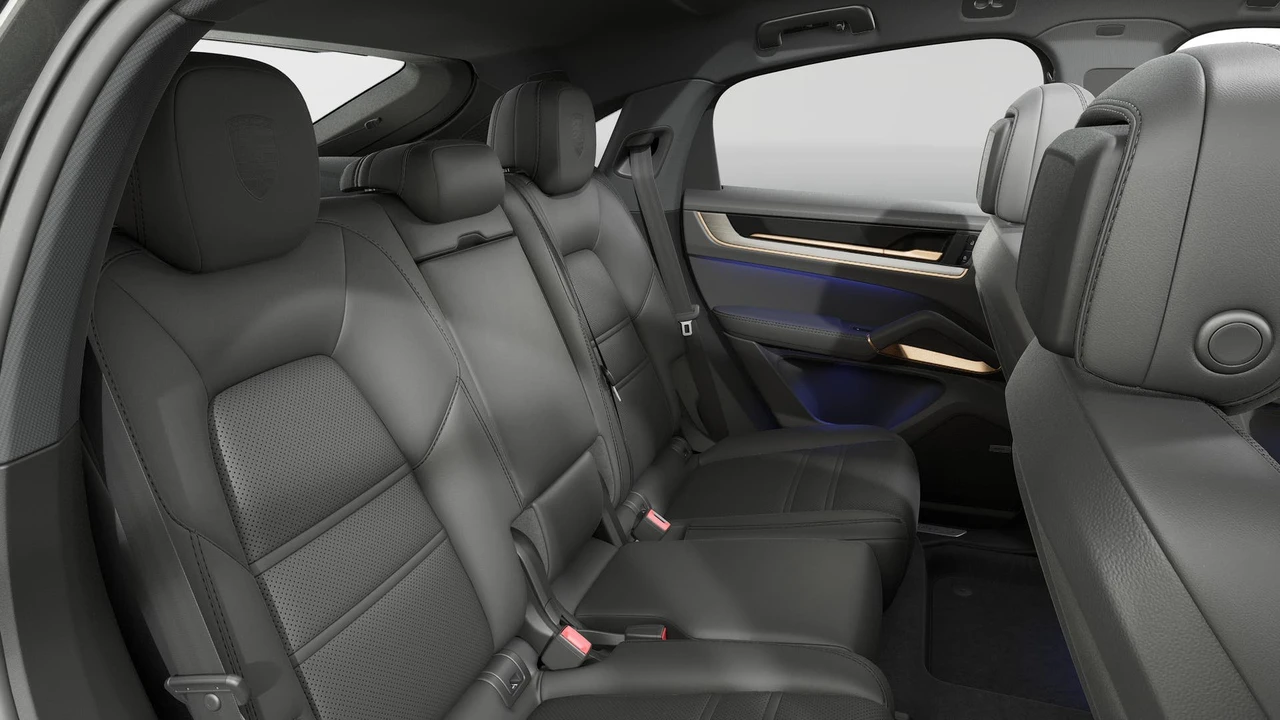 2026 Porsche 9Y0/9Y3 Cayenne Coupe - Image 13 of 14
