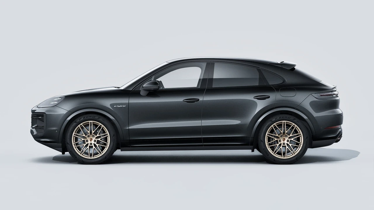 2026 Porsche 9Y0/9Y3 Cayenne Coupe - Image 2 of 14