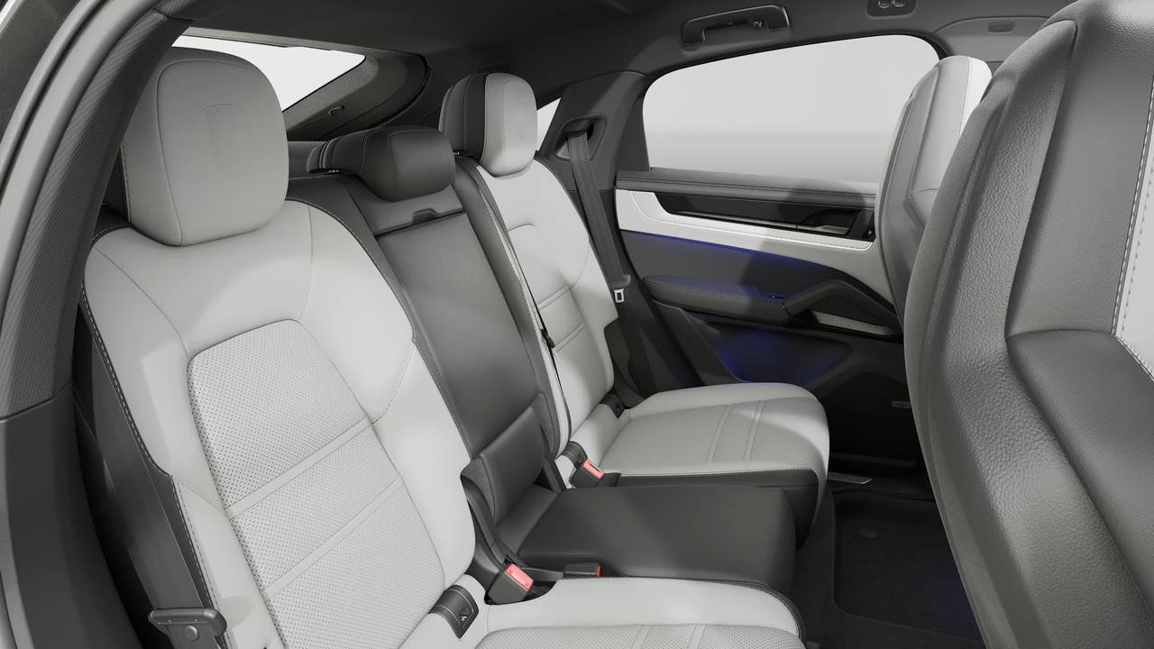 2026 Porsche 9Y0/9Y3 Cayenne Coupe - Image 13 of 14