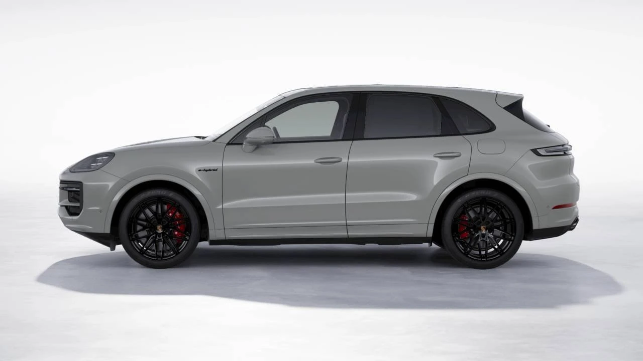 2026 Porsche 9Y0/9Y3 Cayenne S - Image 2 of 10