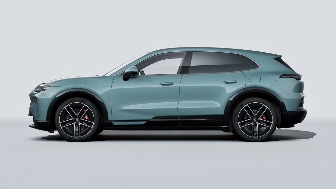 2026 Porsche 9Y0/9Y3 Cayenne S - Image 2 of 14
