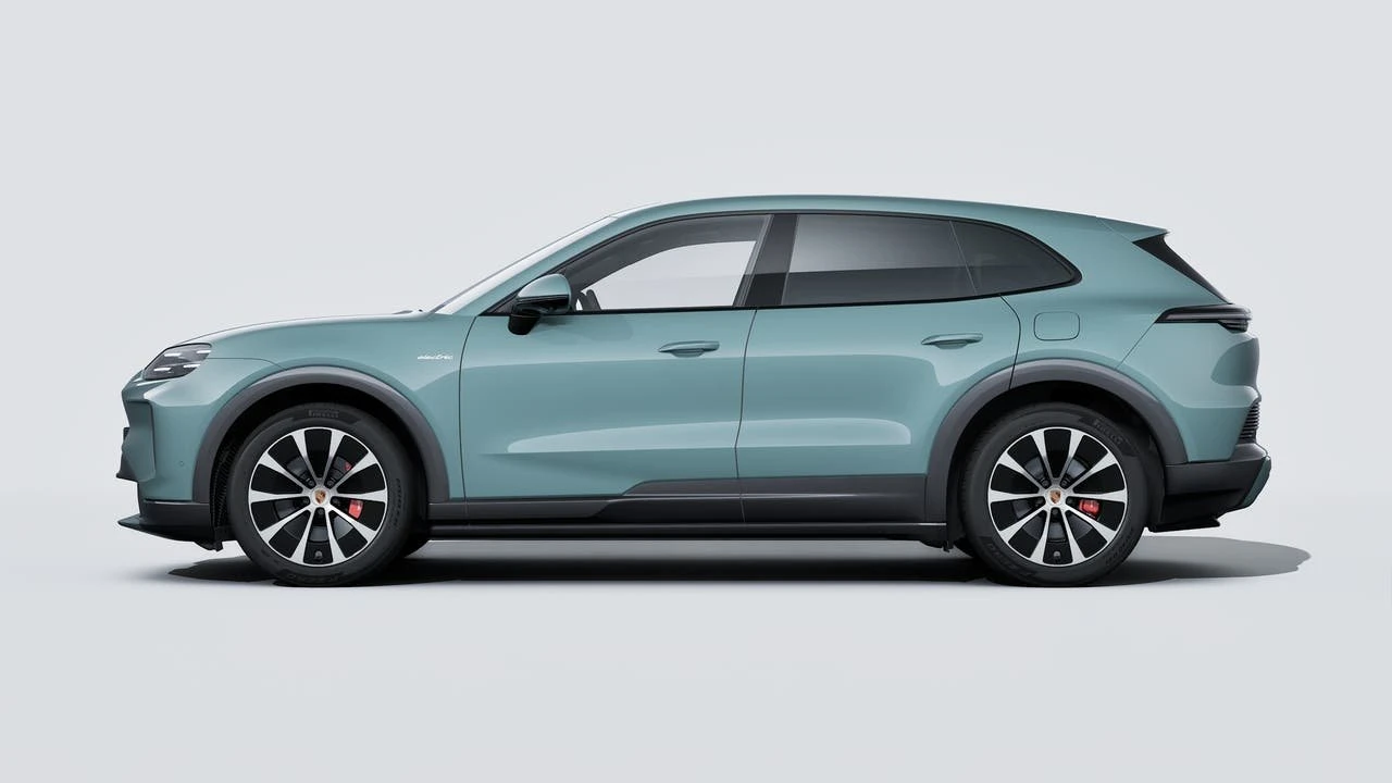 2026 Porsche 9Y0/9Y3 Cayenne S - Image 2 of 14