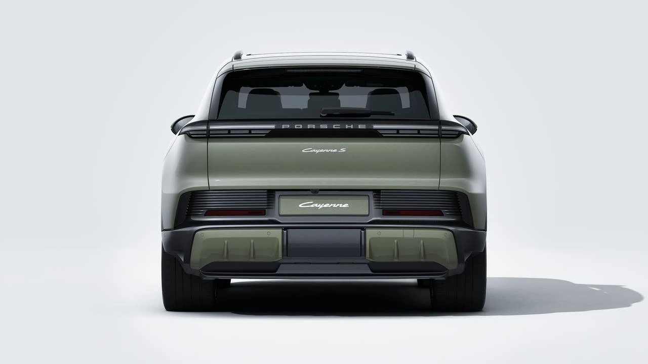 2026 Porsche 9Y0/9Y3 Cayenne S - Image 7 of 14