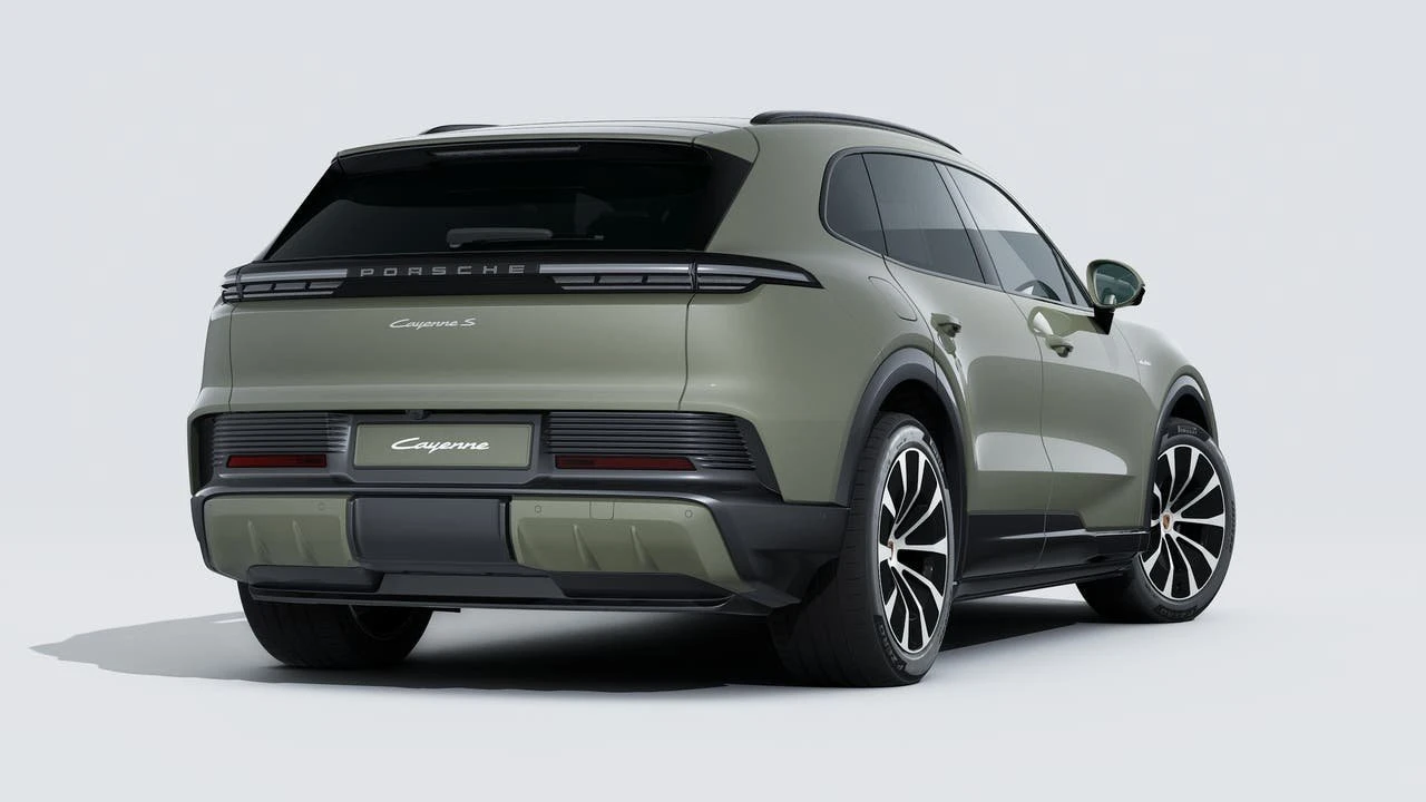 2026 Porsche 9Y0/9Y3 Cayenne S - Image 9 of 14
