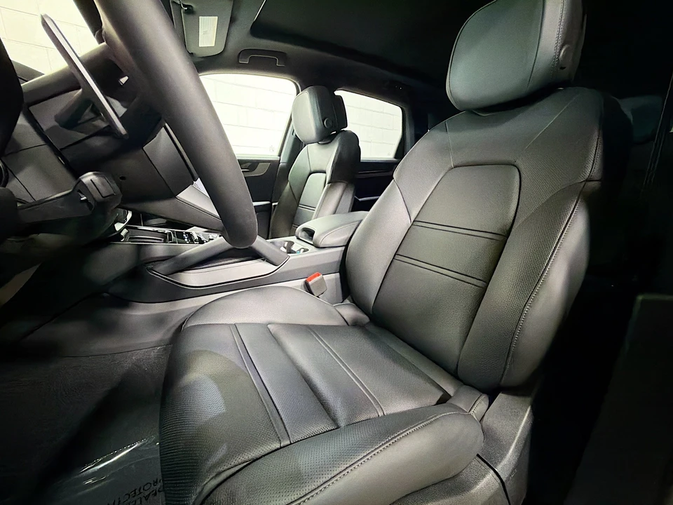 2026 Porsche 9Y0/9Y3 Cayenne S - Image 5 of 31