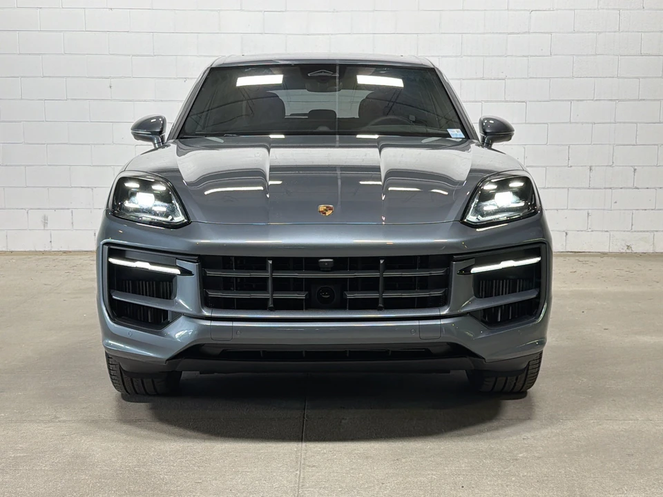 2026 Porsche 9Y0/9Y3 Cayenne S - Image 9 of 31