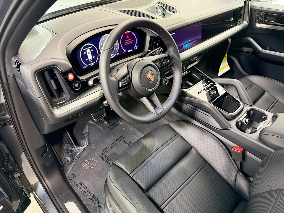 2026 Porsche 9Y0/9Y3 Cayenne S - Image 4 of 31