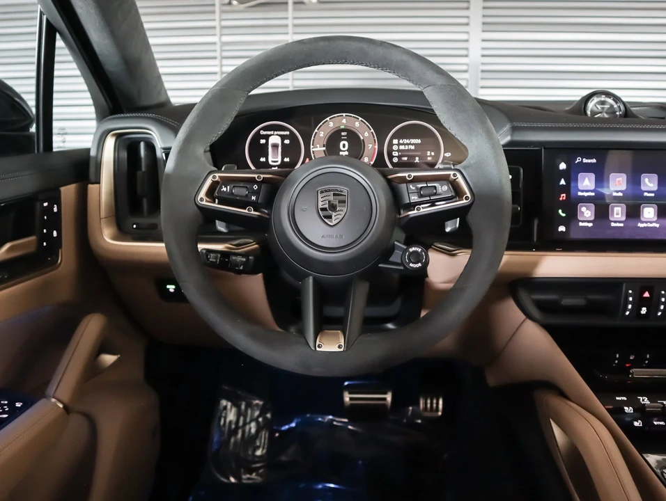 2026 Porsche 9Y0/9Y3 Cayenne Turbo - Image 15 of 30