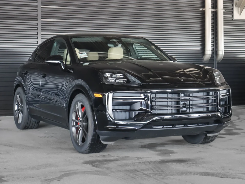 2026 Porsche 9Y0/9Y3 Cayenne Turbo - Image 7 of 30