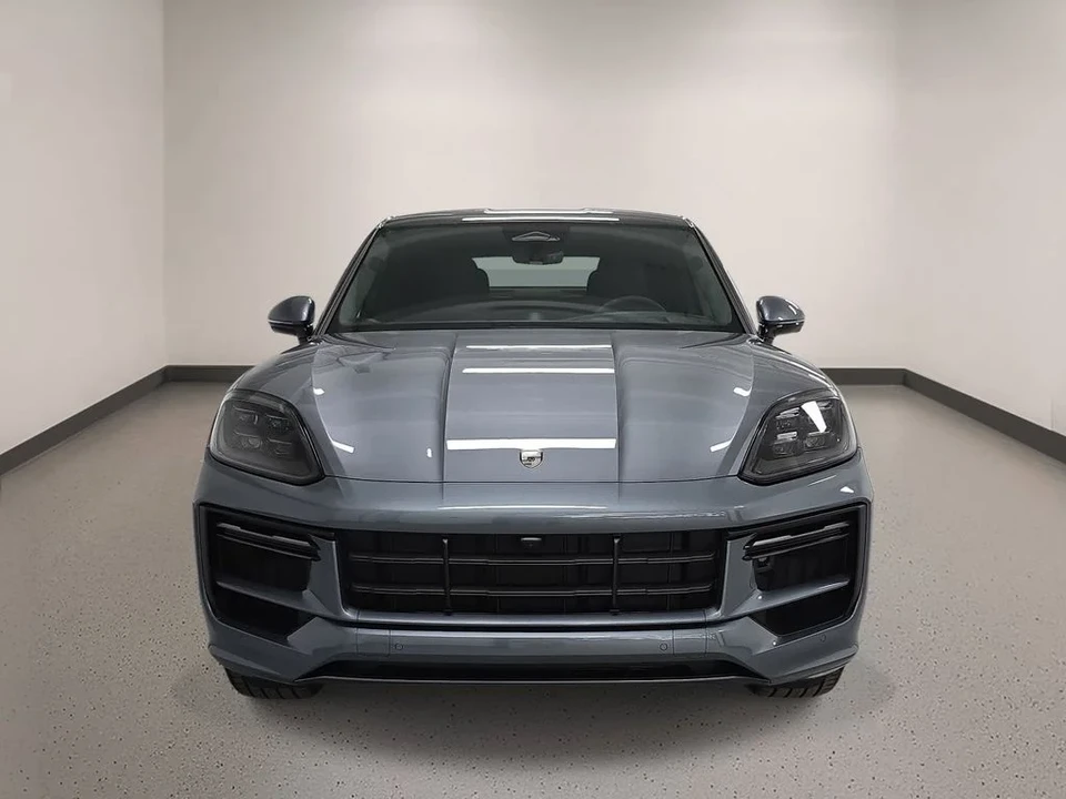 2026 Porsche 9Y0/9Y3 Cayenne Turbo - Image 9 of 31
