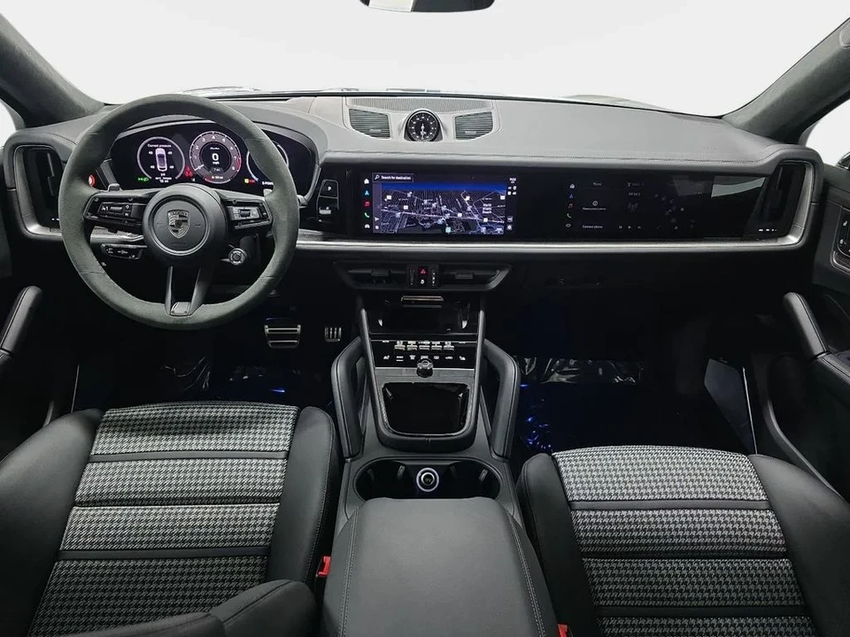 2026 Porsche 9Y0/9Y3 Cayenne Turbo - Image 12 of 31