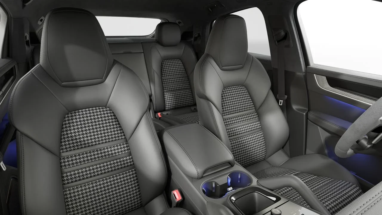 2026 Porsche 9Y0/9Y3 Cayenne Turbo - Image 12 of 14
