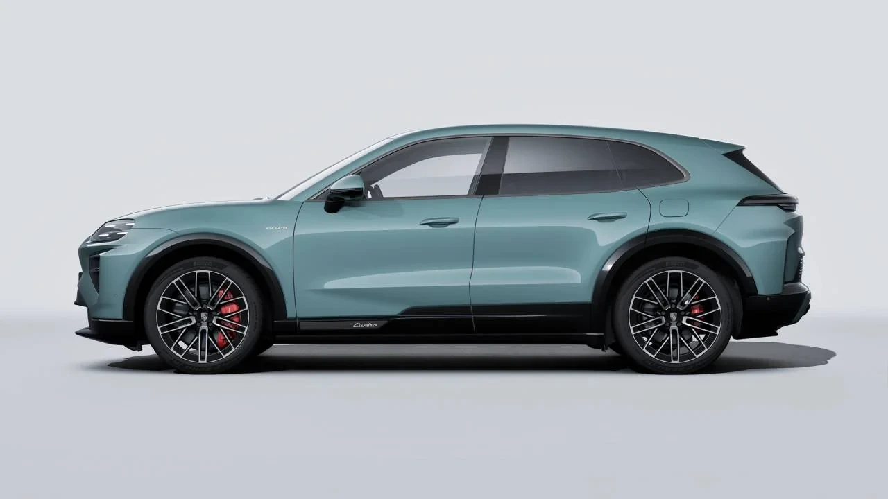 2026 Porsche 9Y0/9Y3 Cayenne Turbo - Image 2 of 14