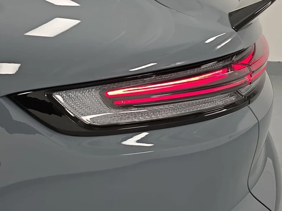 2026 Porsche 9Y0/9Y3 Cayenne Turbo GT - Image 29 of 31