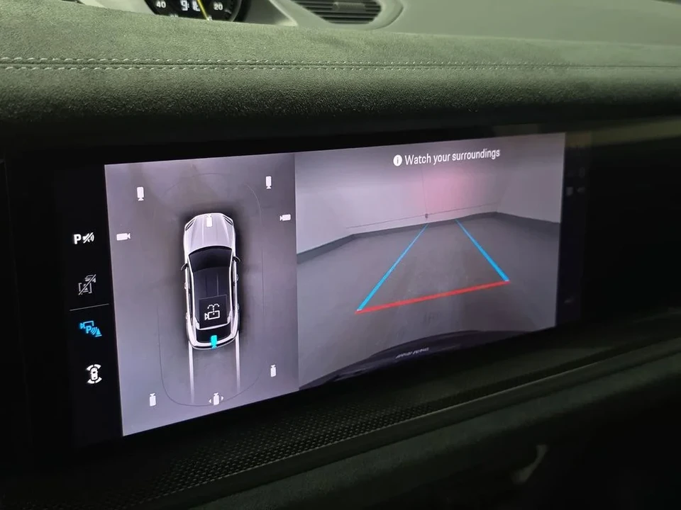 2026 Porsche 9Y0/9Y3 Cayenne Turbo GT - Image 18 of 31