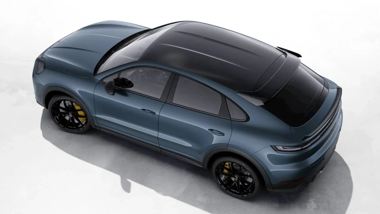 2026 Porsche 9Y0/9Y3 Cayenne Turbo GT - Image 4 of 10