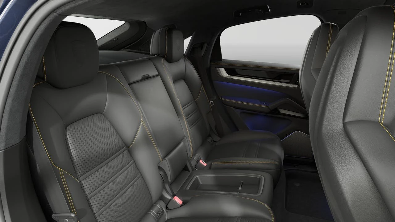 2026 Porsche 9Y0/9Y3 Cayenne Turbo GT - Image 13 of 14